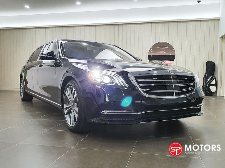 S560 4Matic CEO Limousine
